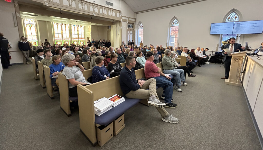 Opposition dominates at third and final hearing