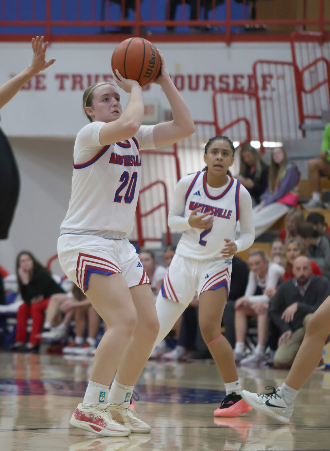 Young Artesians run out of gas against Cougars