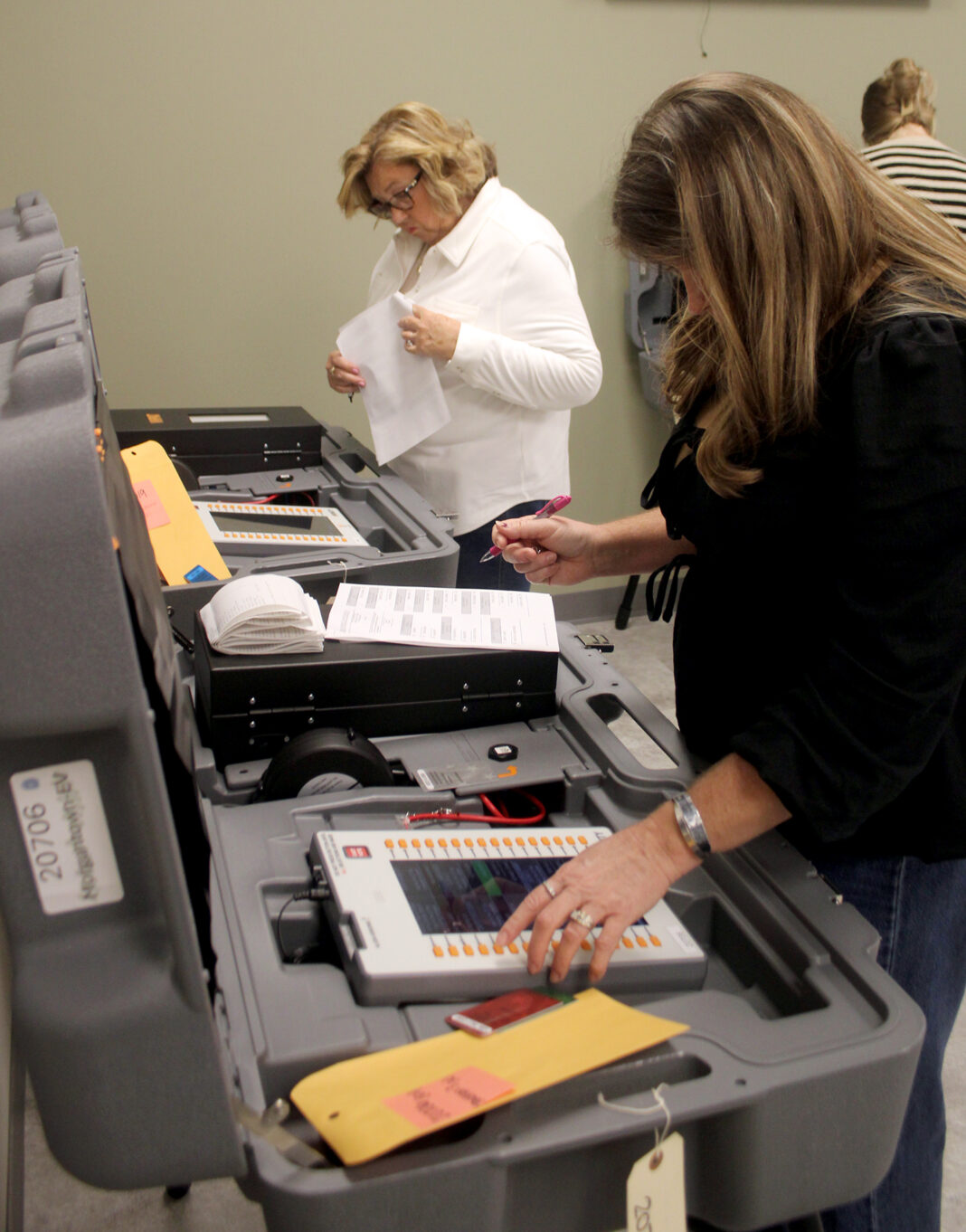 Voting machines put through the paces ahead of primary