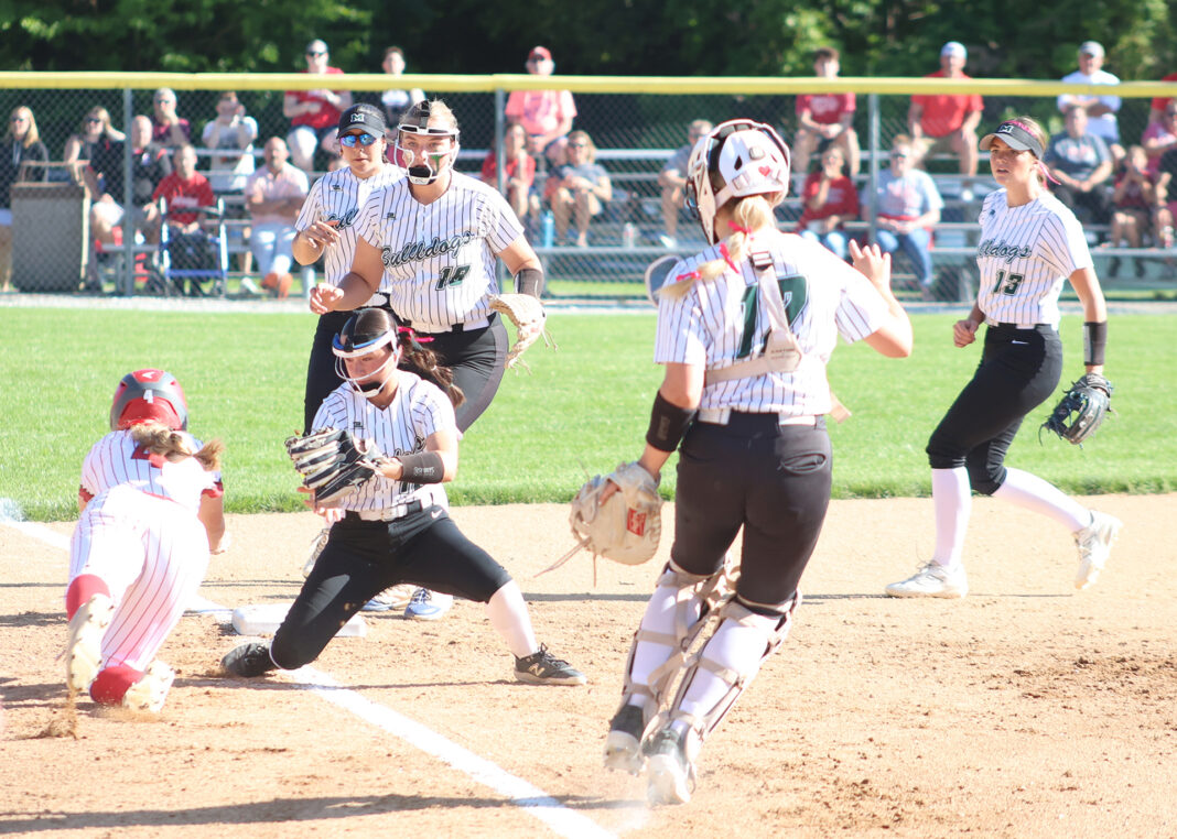 Bulldogs fall in heartbreaker in Regionals