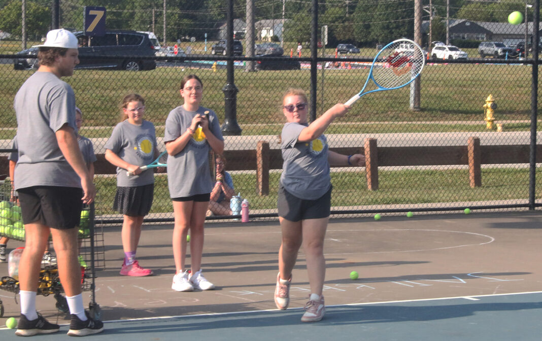 Mooresville tennis camp appeals to younger players